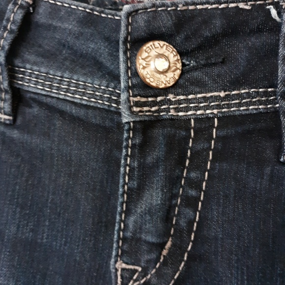Silver Suki Straight Blue Denim Stretch Jeans - Picture 3 of 8